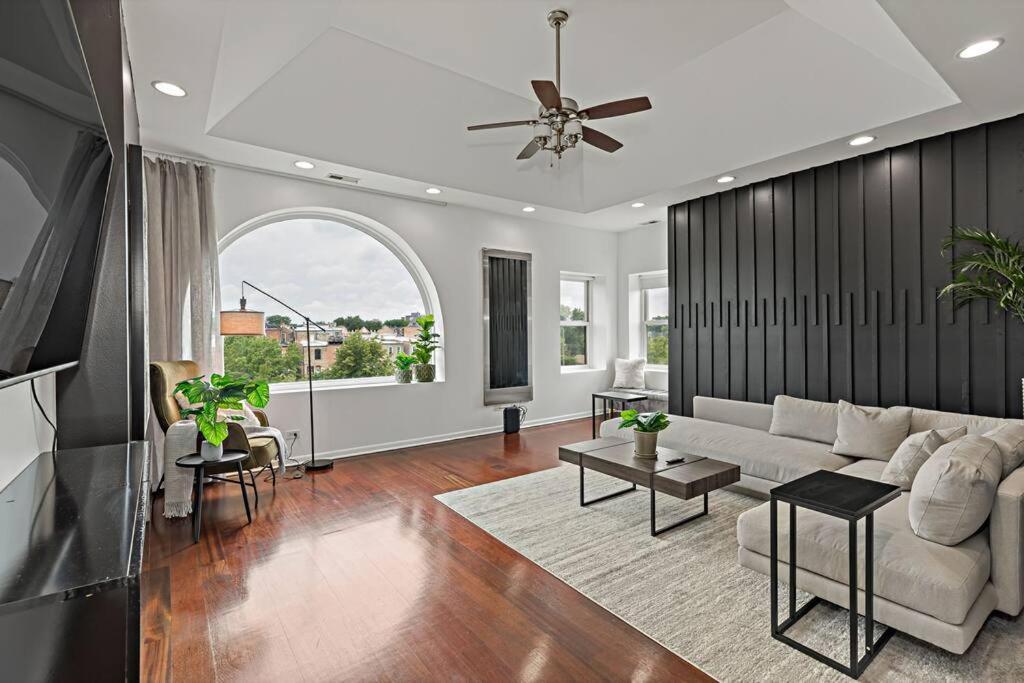 Apartment The Penthouse, Lux Near Downtown, Uofc &