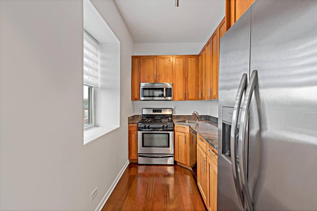 The Penthouse, Lux Near Downtown, Uofc & Chicago